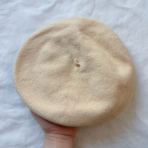 Kaszmiet Kangol 100% wełna Woolmark wada